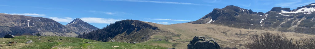 Panorama montagnes cantaliennes